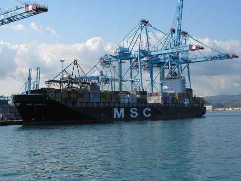 El trfico portuario de mercanca general logra el tercer mejor registro de la historia